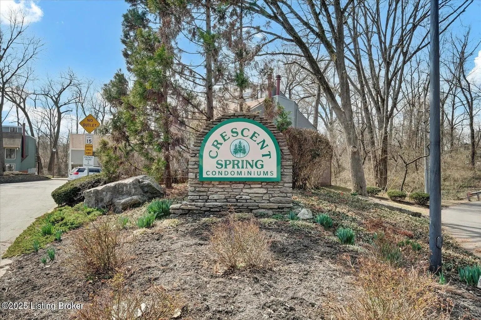 Photo of Listing #1701811