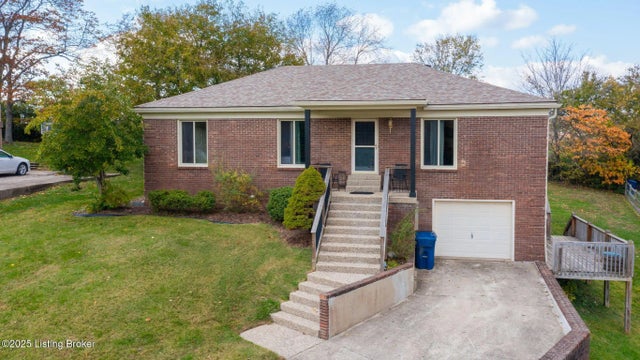 1409 Grange Dr, La Grange