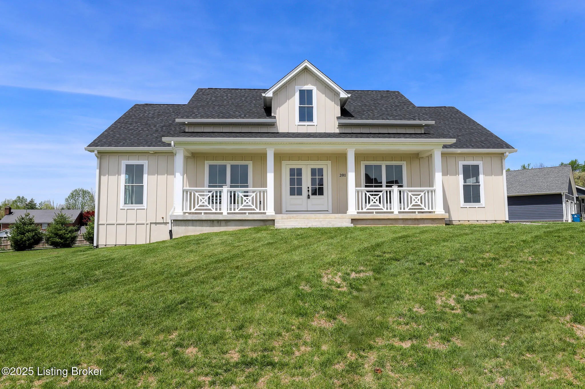 Photo of Listing #1701770