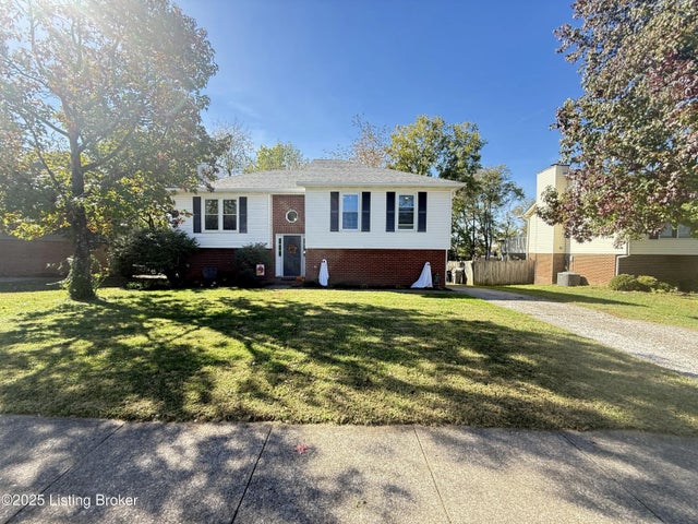 1144 Wood Ridge Rd, Lexington