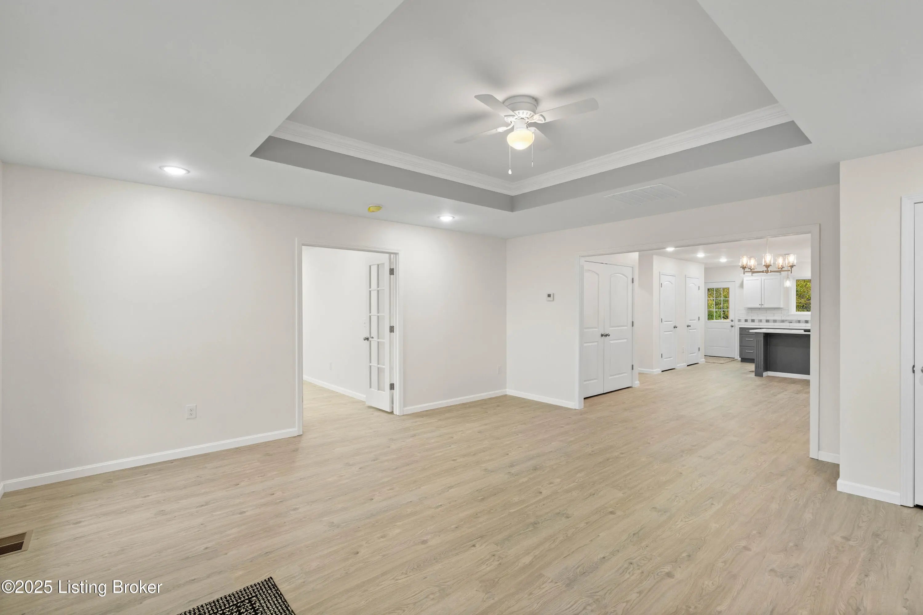 Photo of Listing #1701873