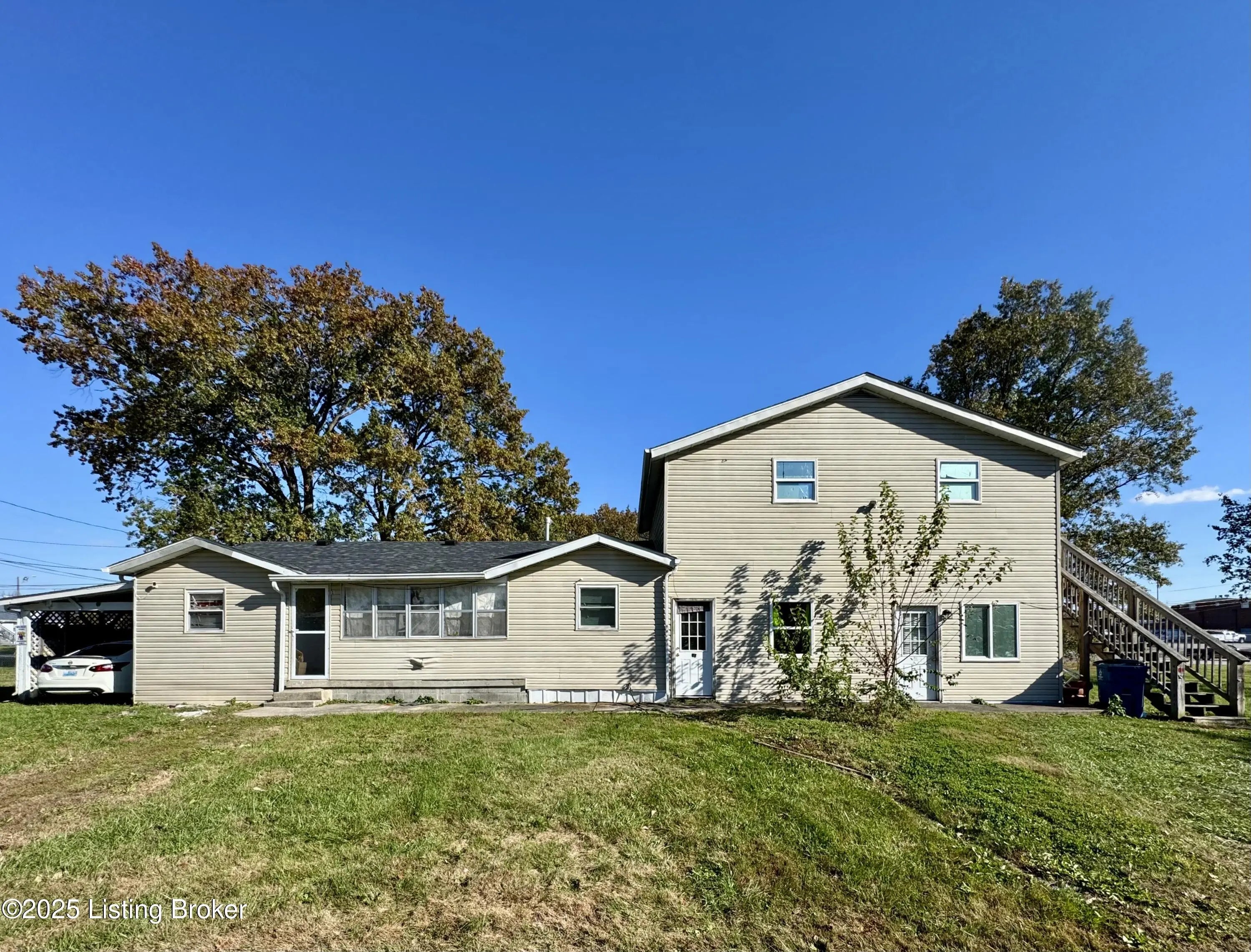 Photo of Listing #1702825