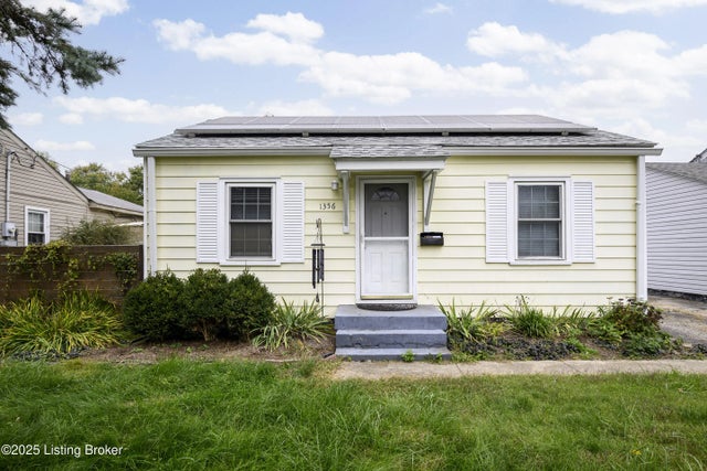 1356 Trinity Park Dr, Louisville