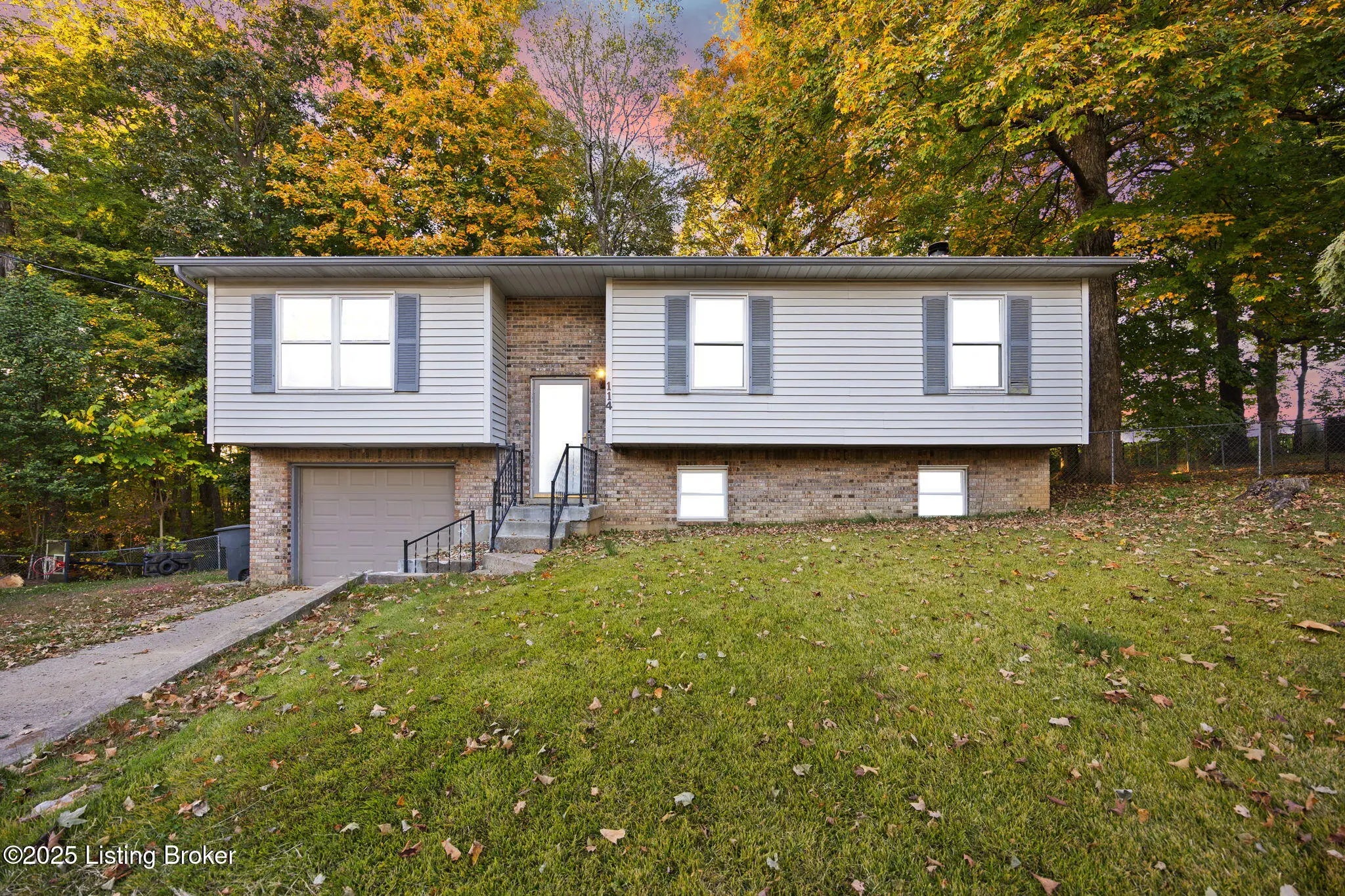 Photo of Listing #1701926