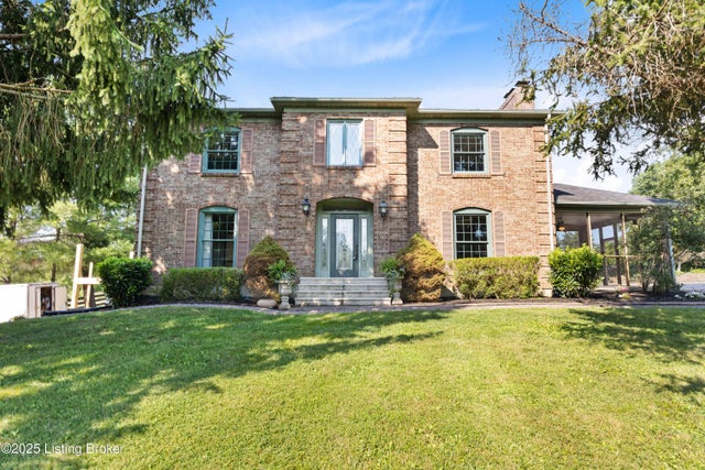 6706 Payton Ln, Crestwood