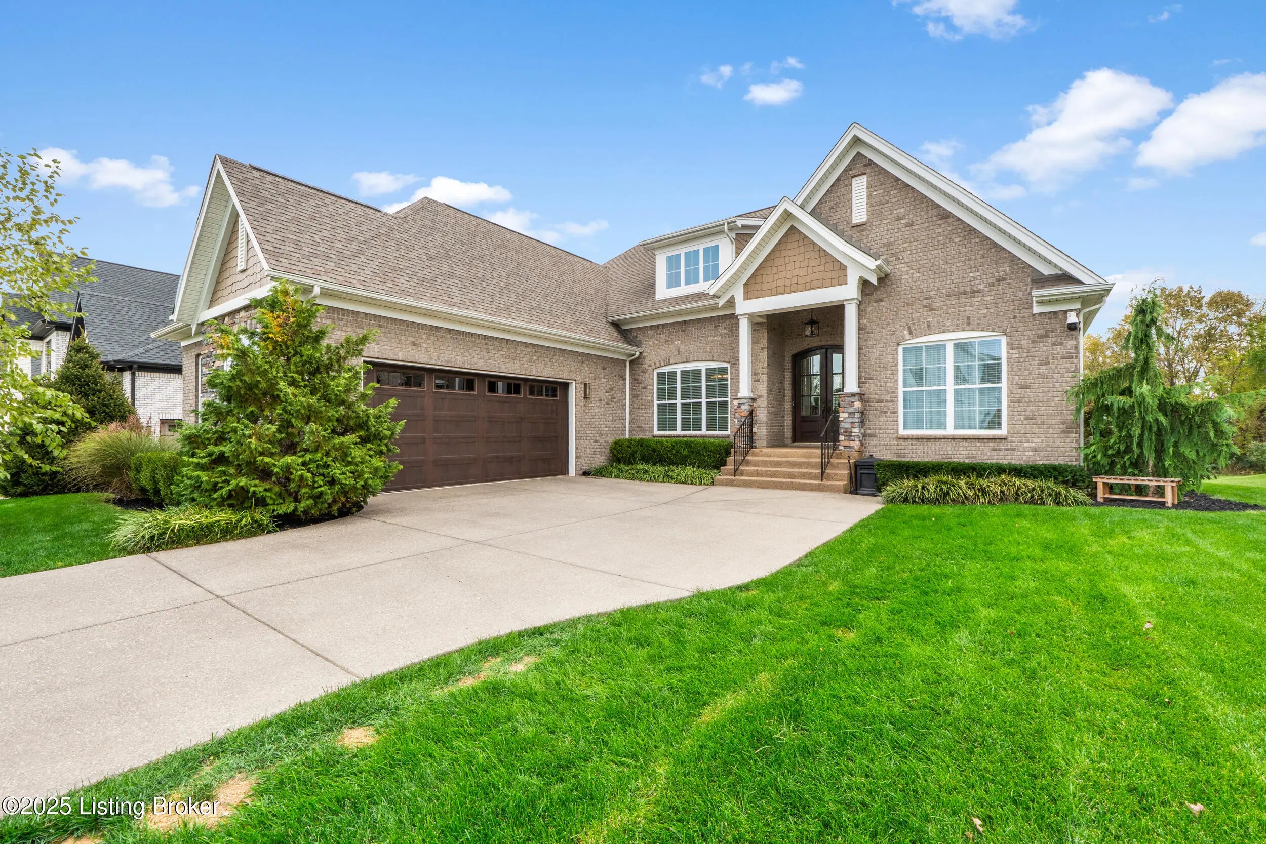 Photo of Listing #1701950