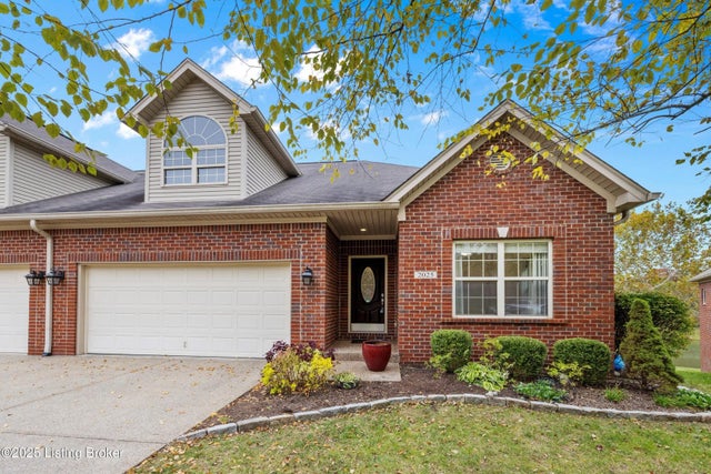 2025 Eagles Landing Dr, La Grange