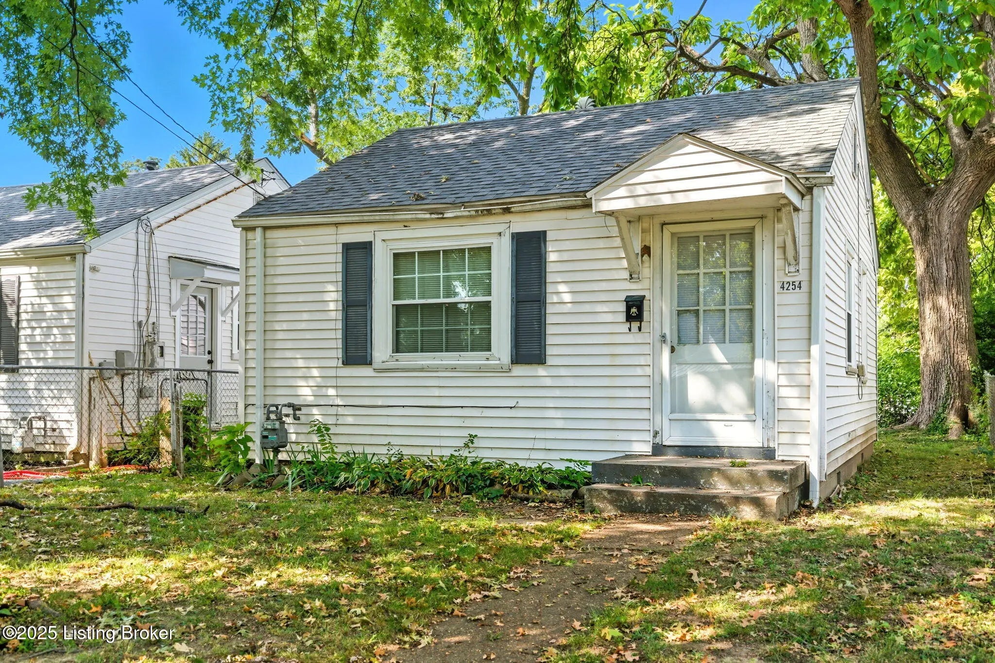 Photo of Listing #1701938