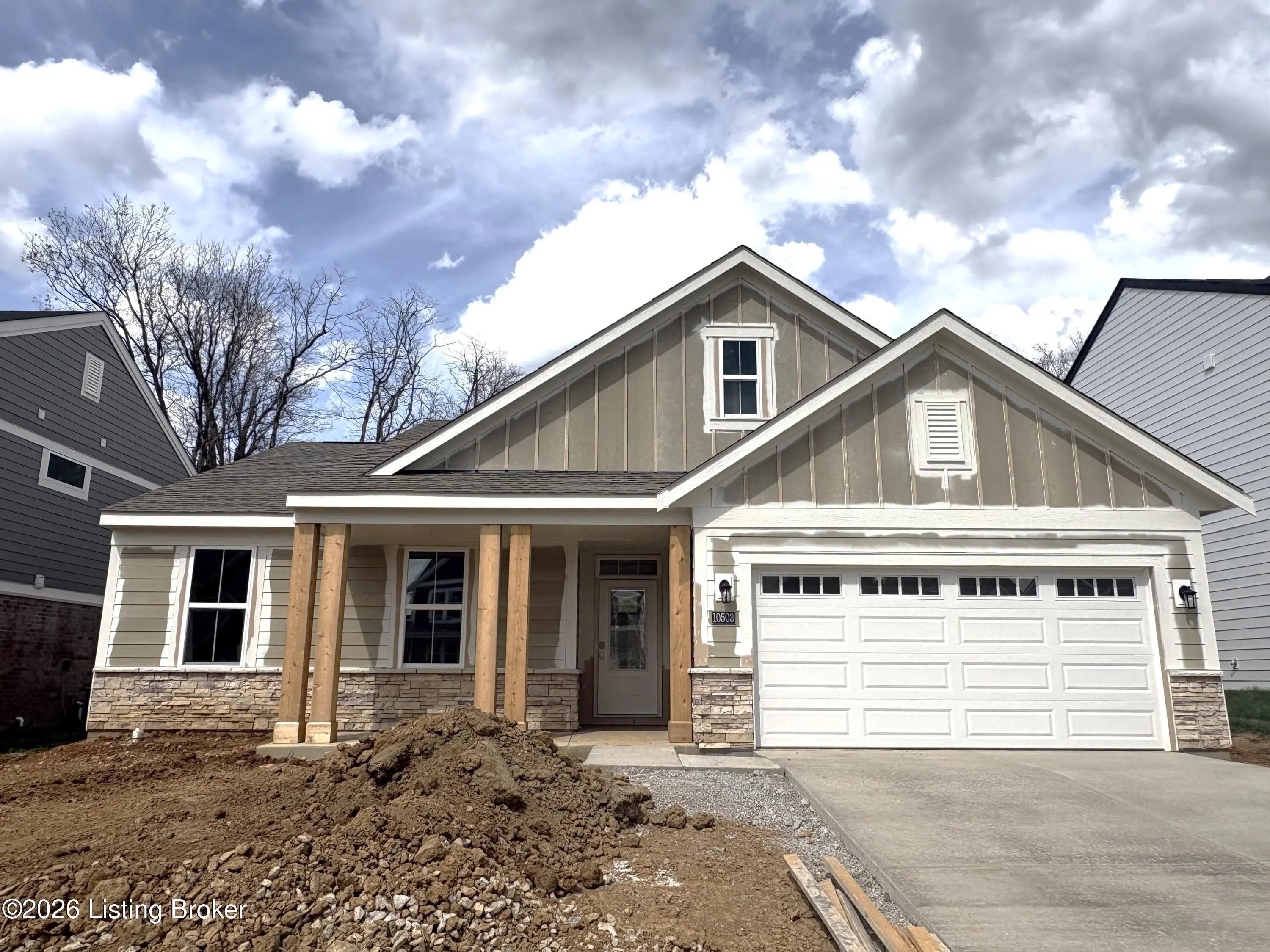 Photo of Listing #1701953