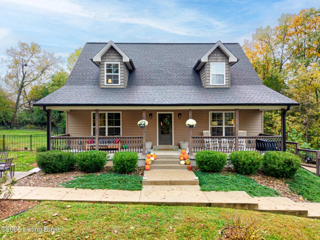 1718 Hoffman Dr, La Grange