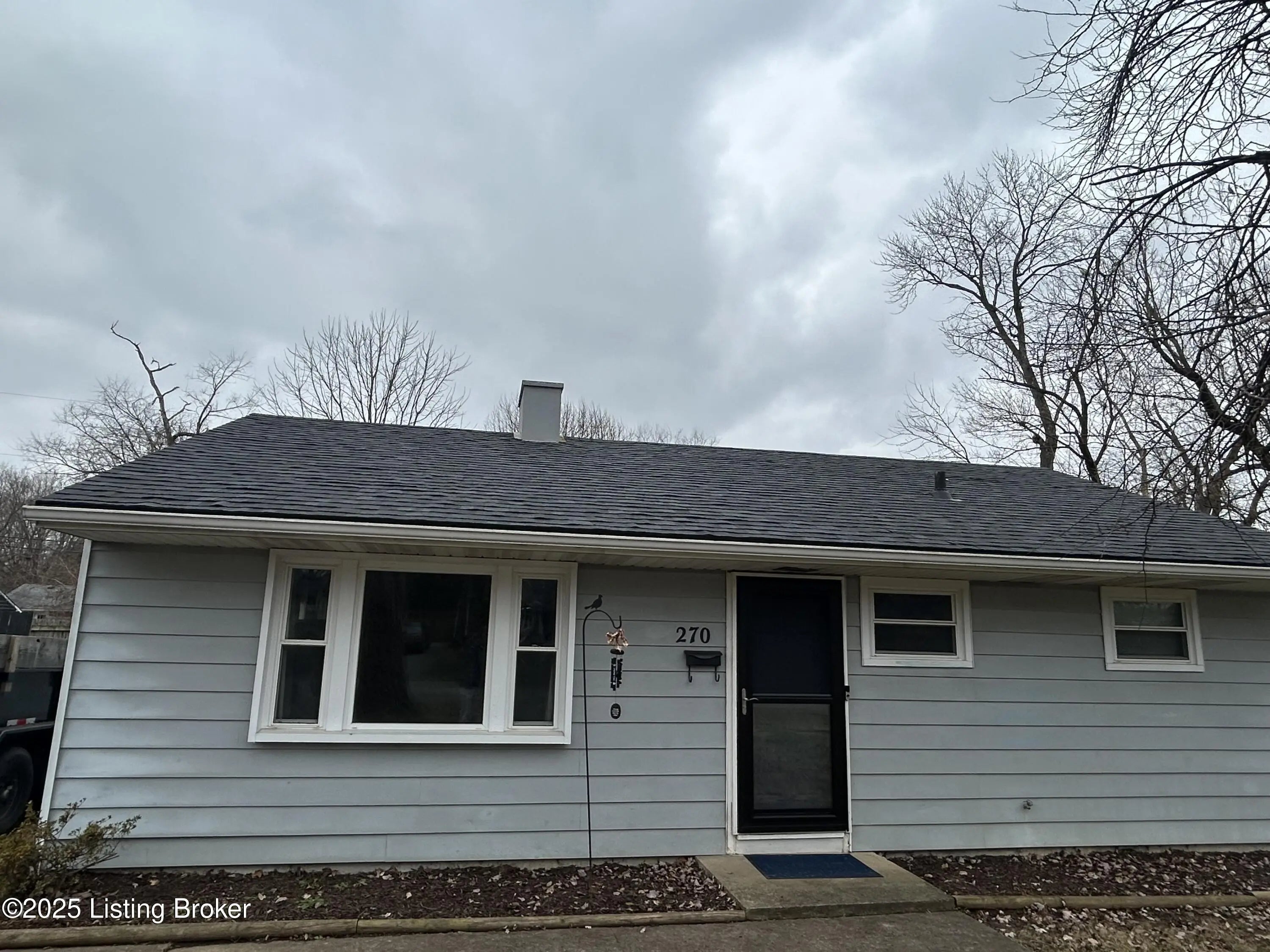 Photo of Listing #1702036