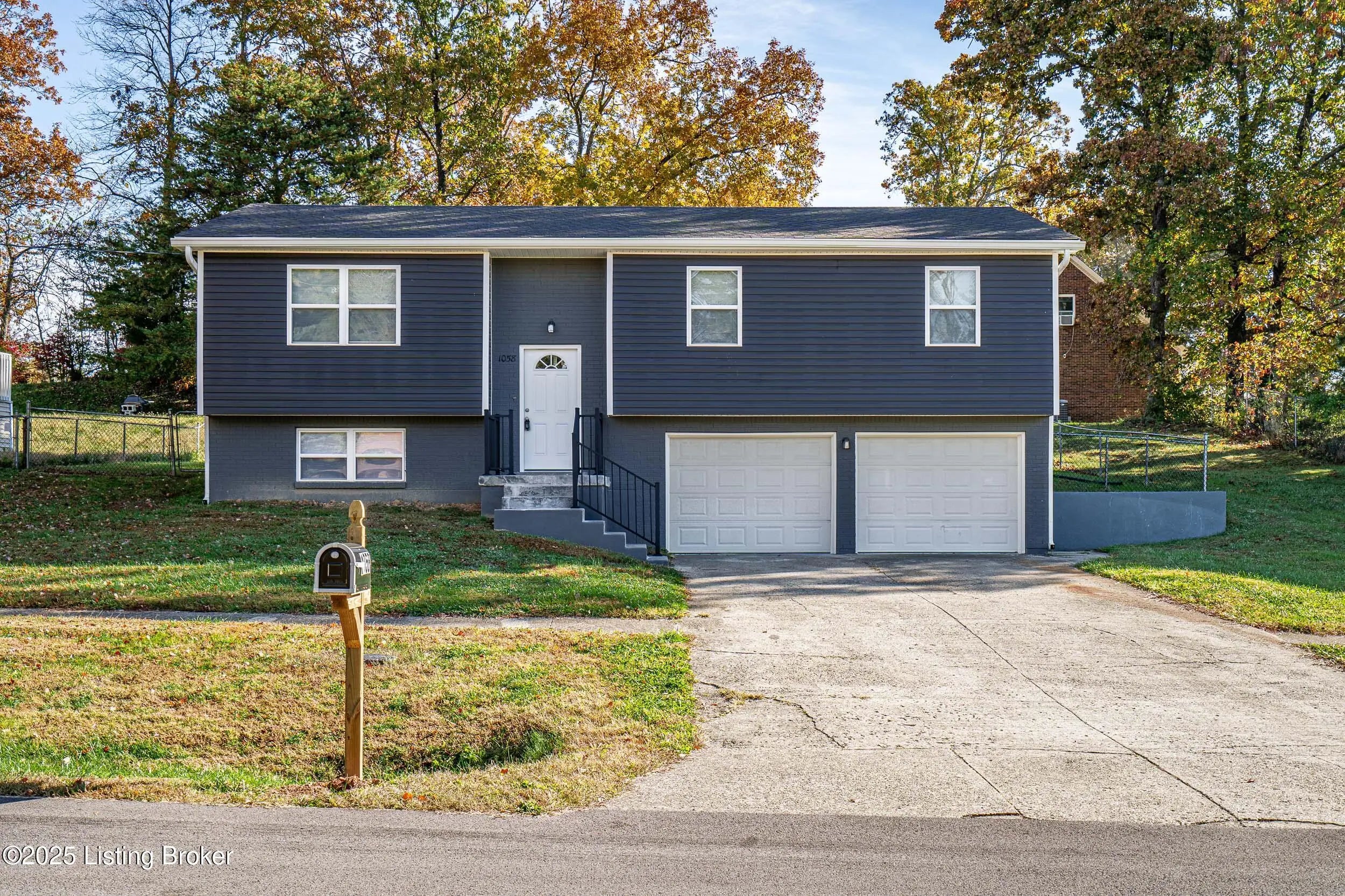 Photo of Listing #1702212