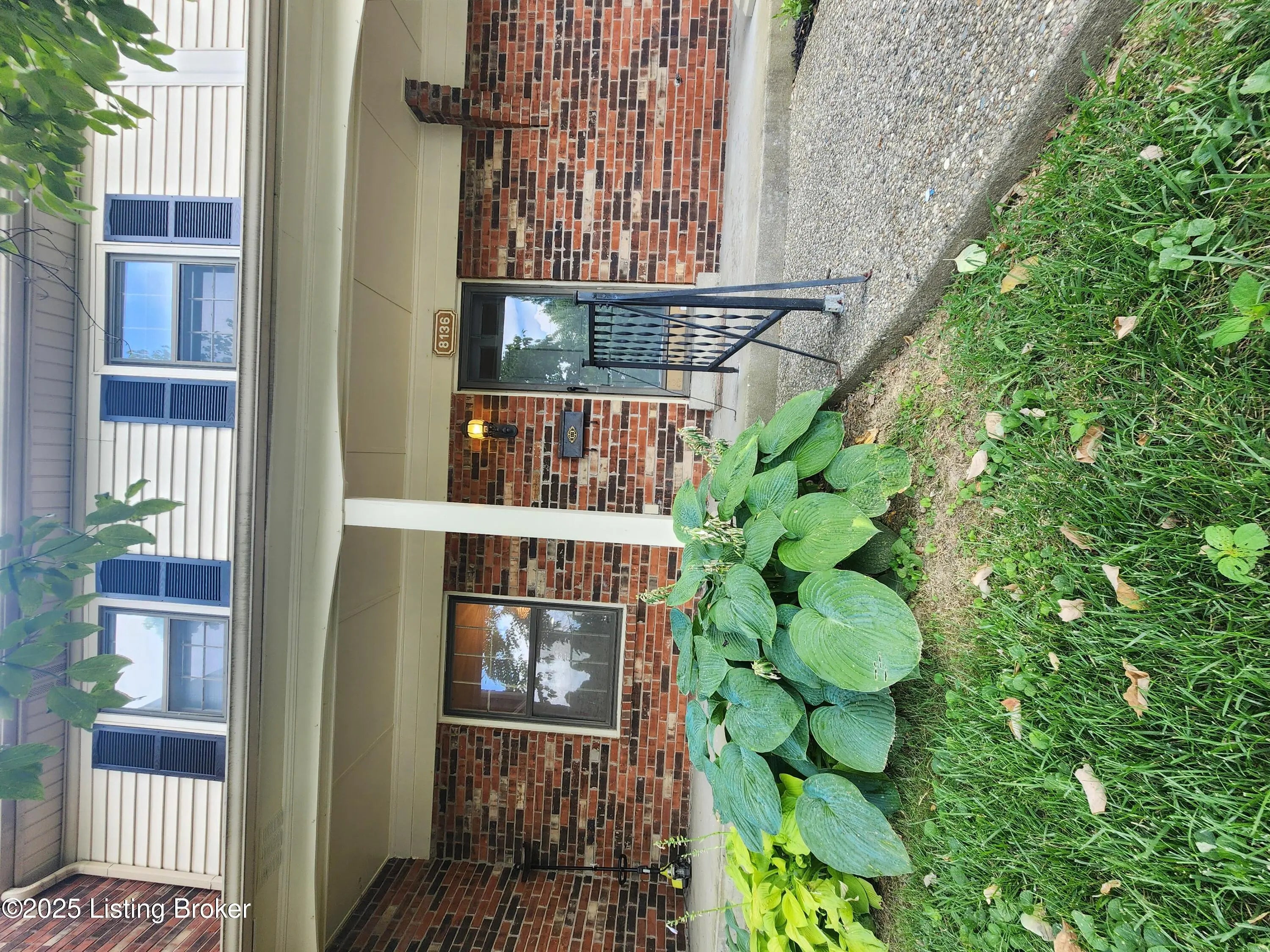 Photo of Listing #1702001