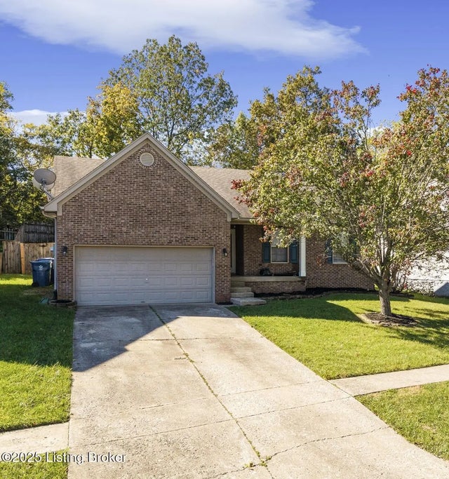 920 Woodland Ridge Cir, La Grange