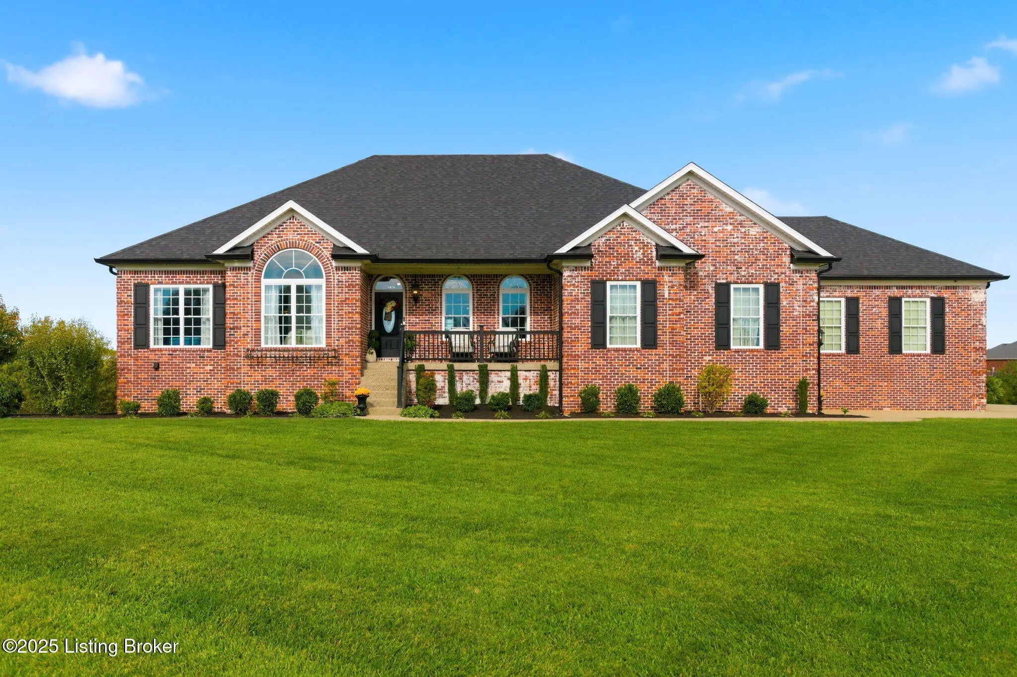 Photo of Listing #1702678