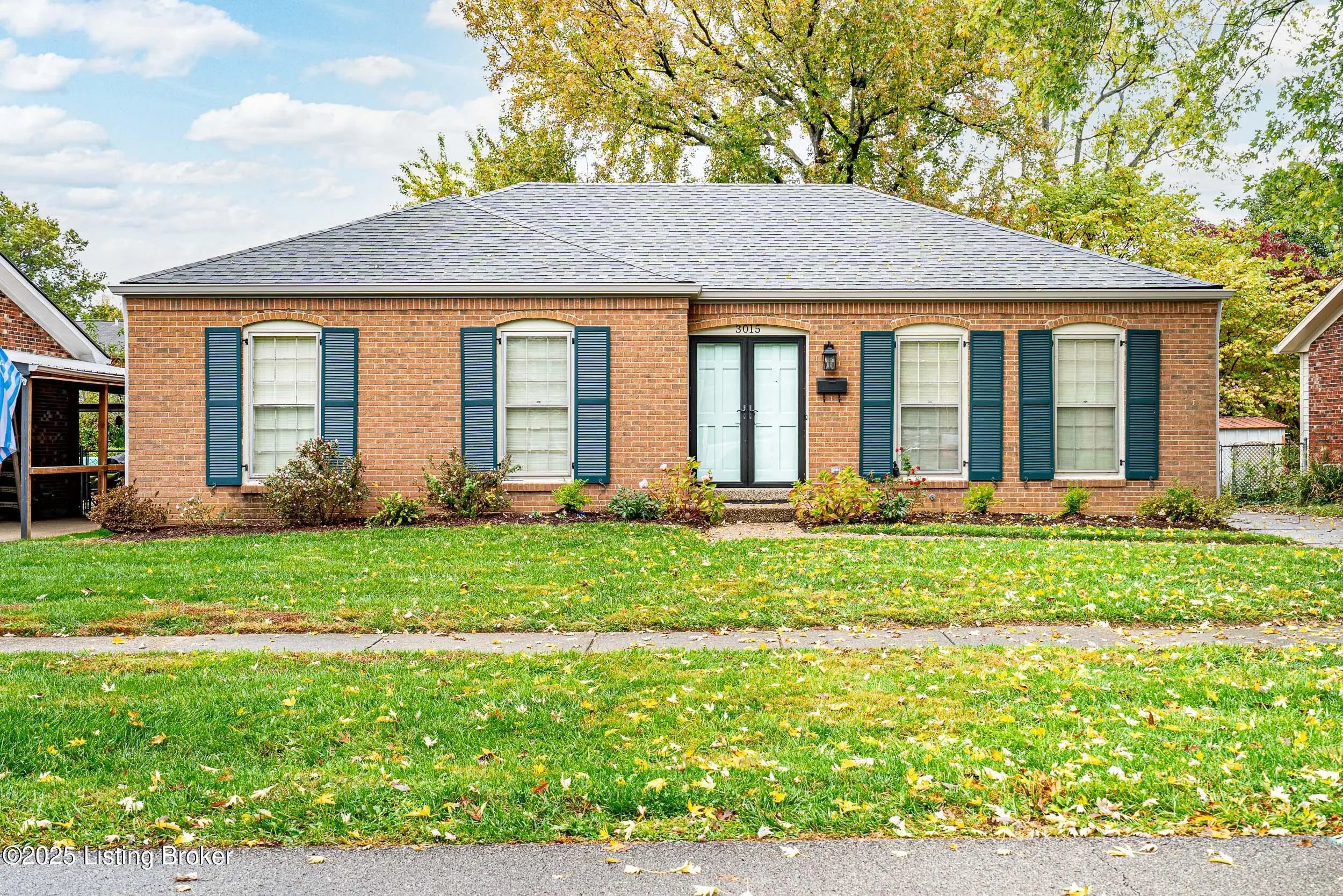 Photo of Listing #1702078