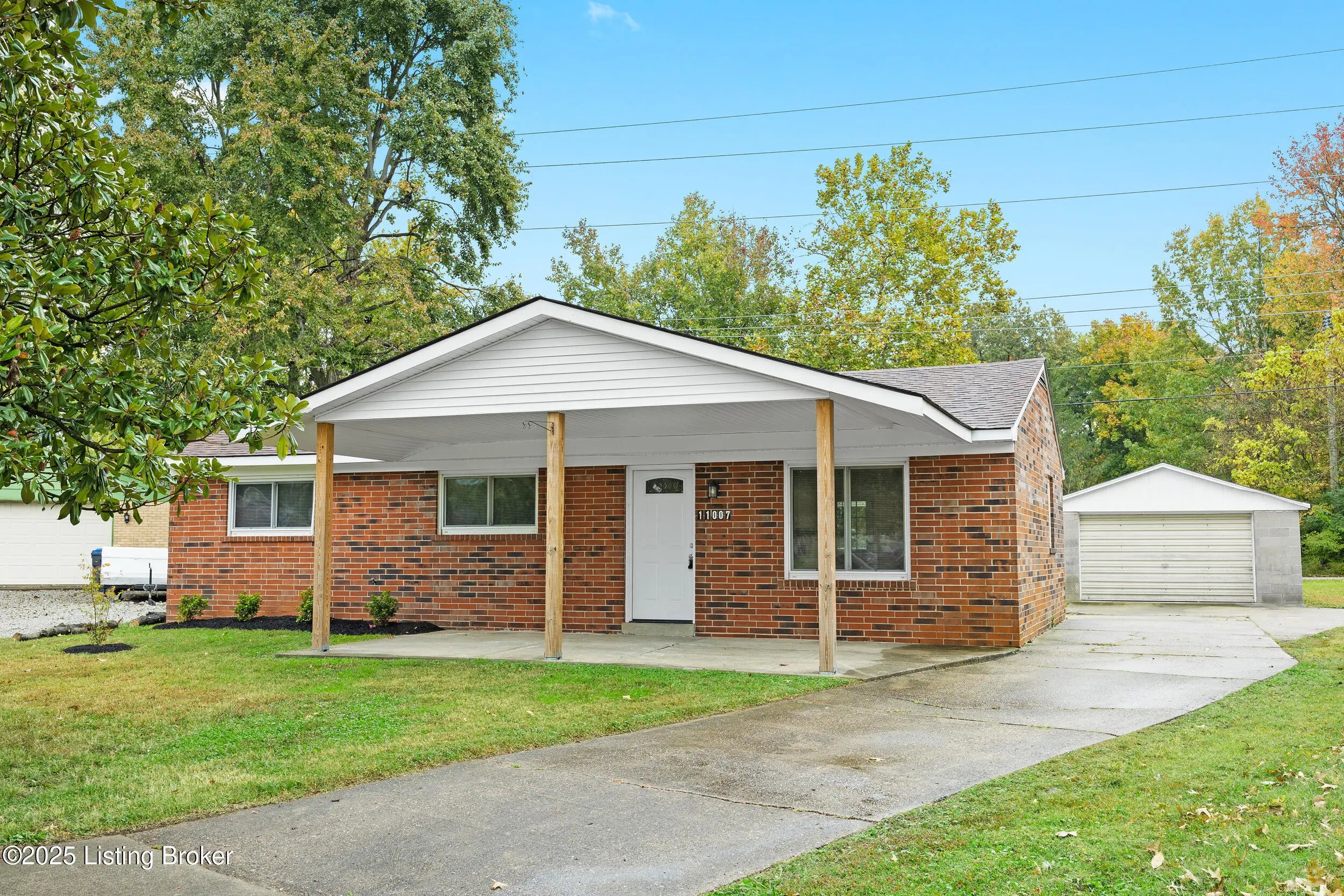 Photo of Listing #1702179