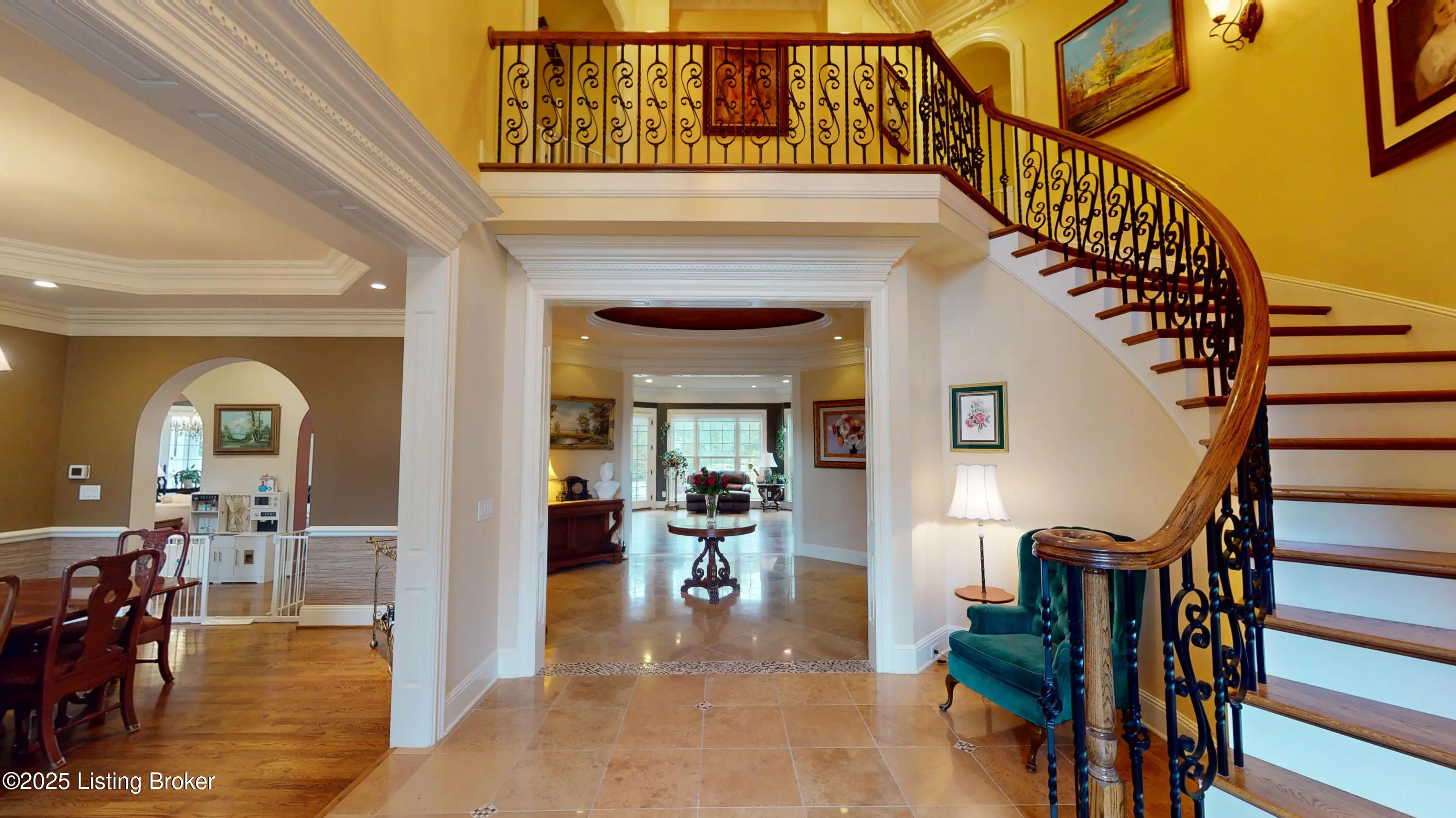 Photo of Listing #1702112