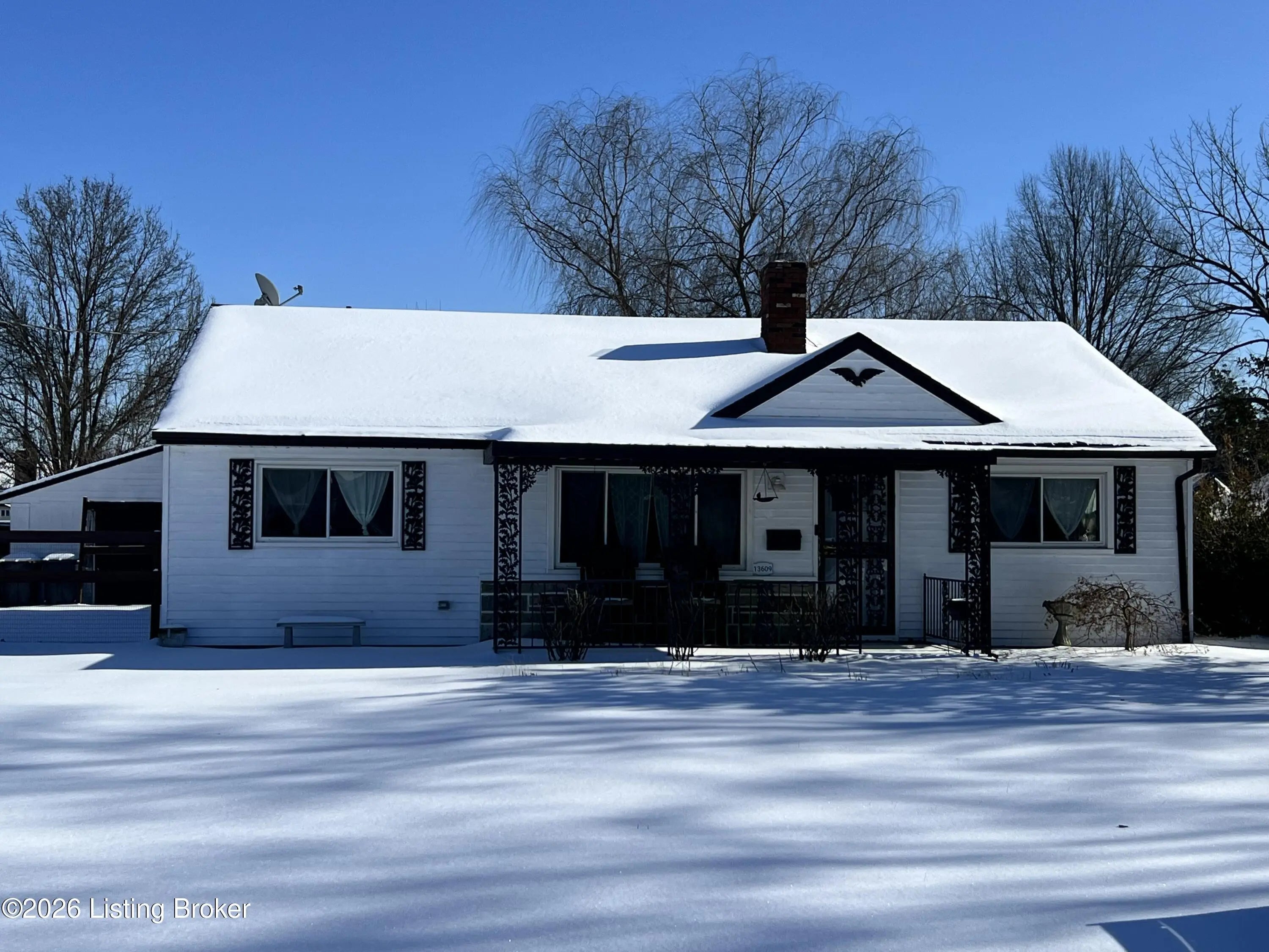 Photo of Listing #1704373