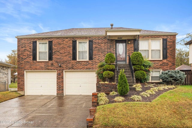 10605 Saint Rene Rd, Jeffersontown