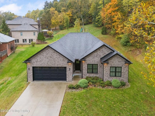 2703 Clearstream Ct, New Albany