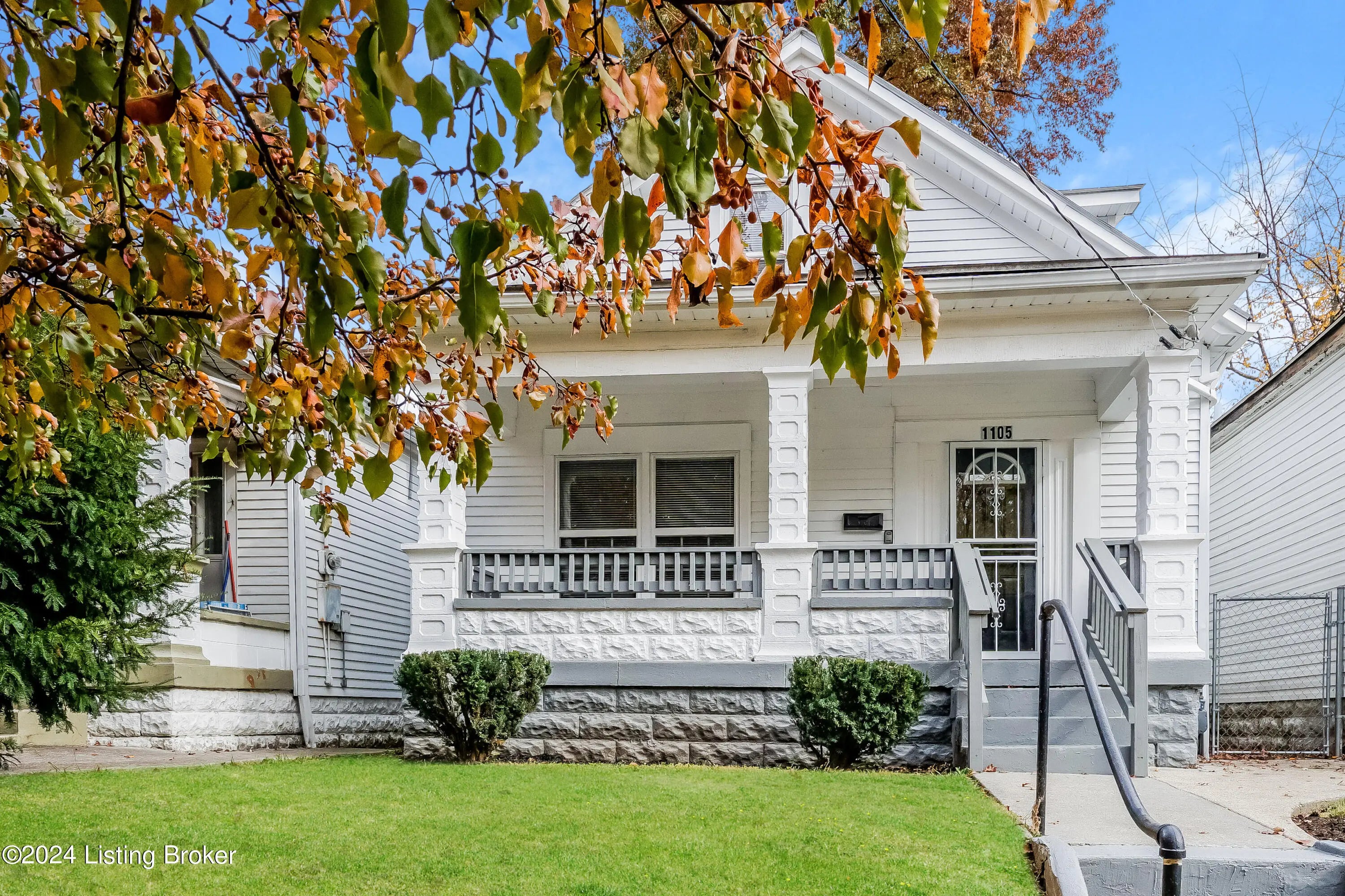 Photo of Listing #1702216