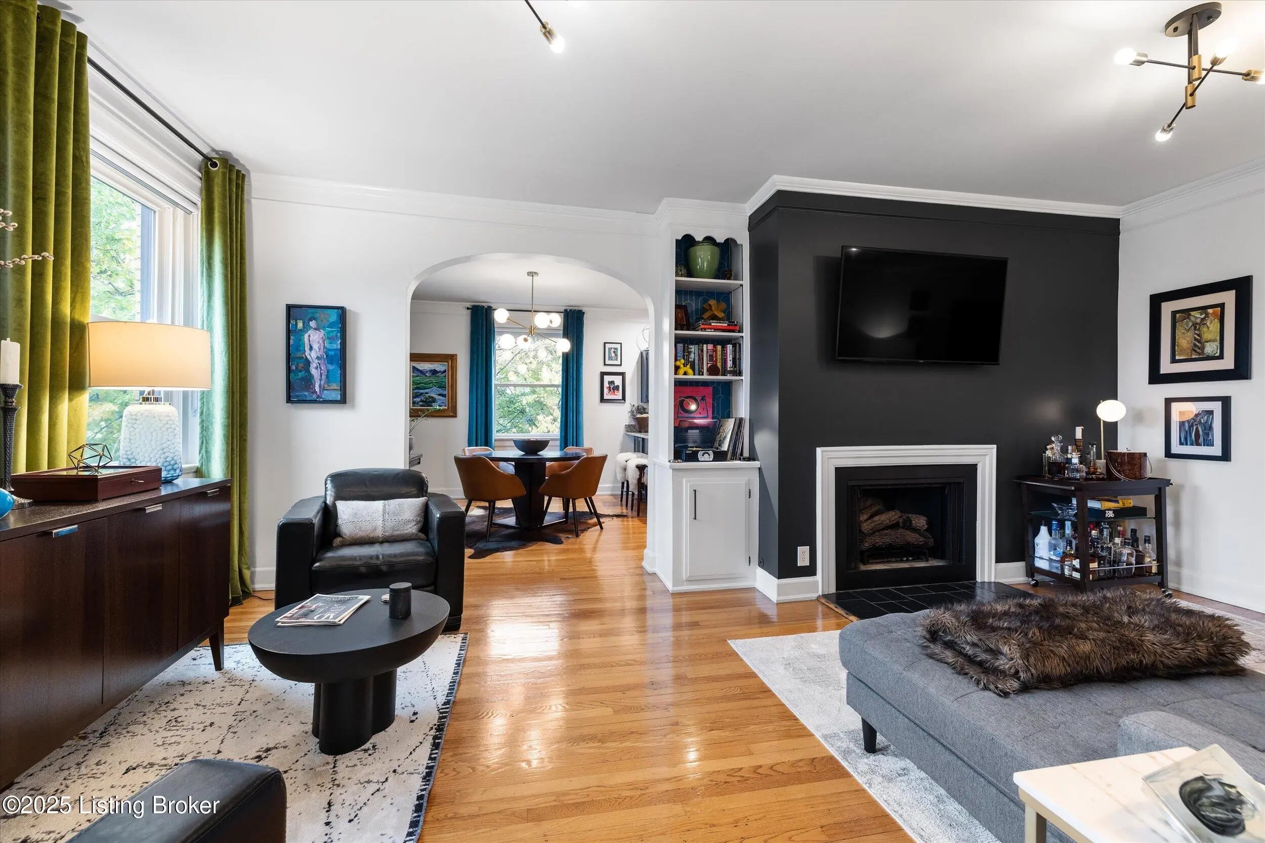 Photo of Listing #1702227