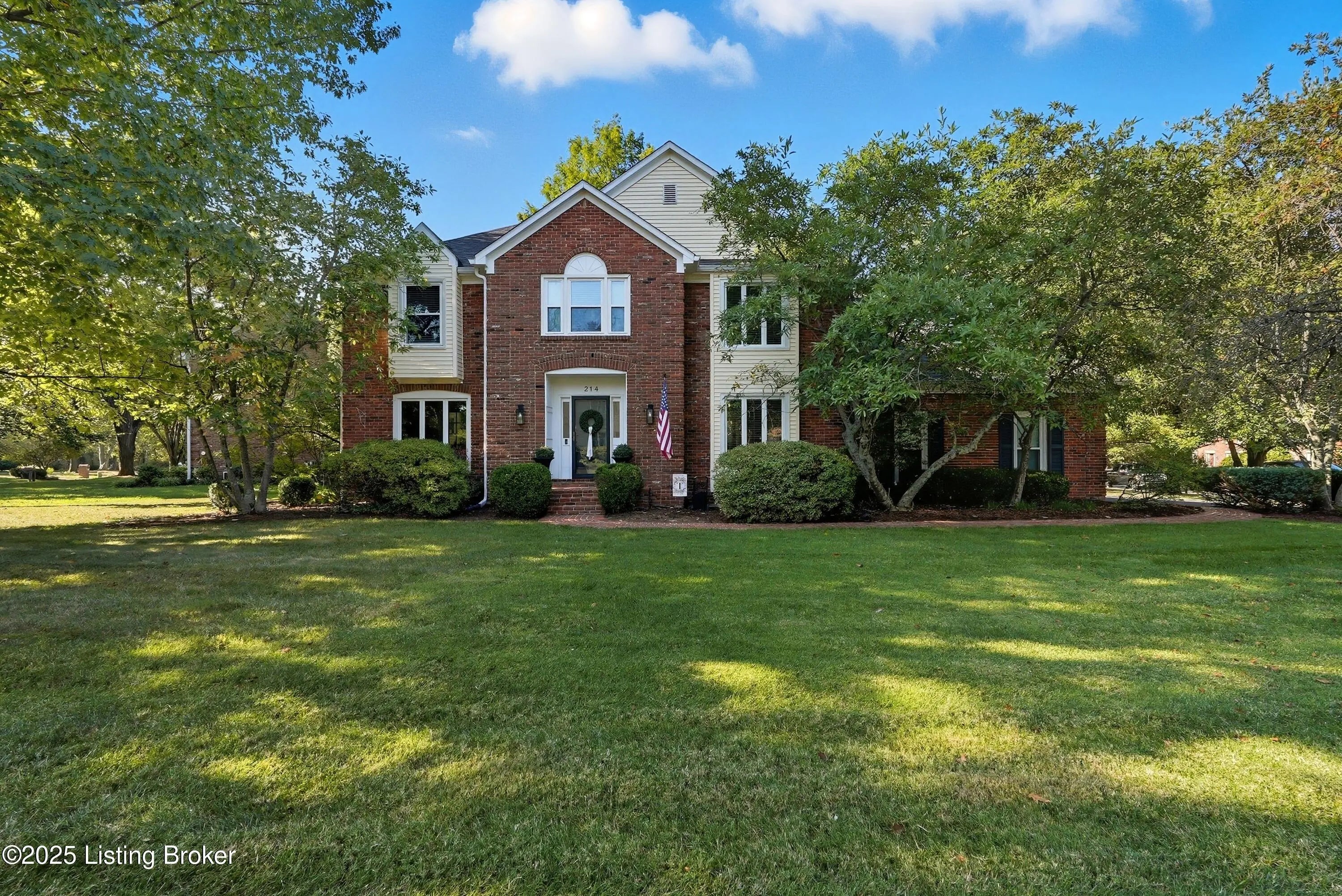 Photo of Listing #1704127