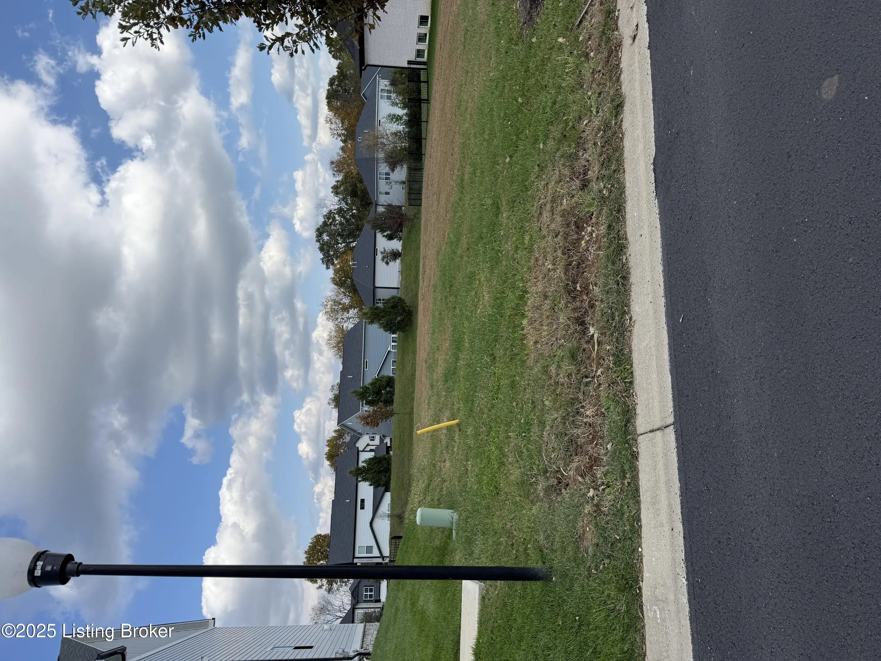 Photo of Listing #1702398