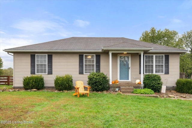 69 Lakeview Cir, Campbellsburg