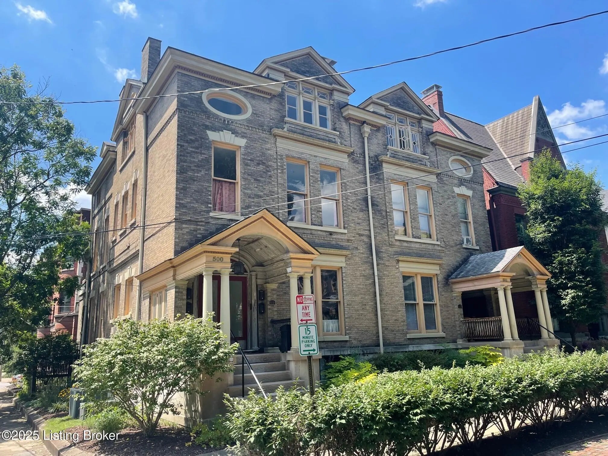 Photo of Listing #1702440