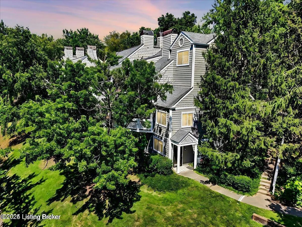 Photo of Listing #1702854