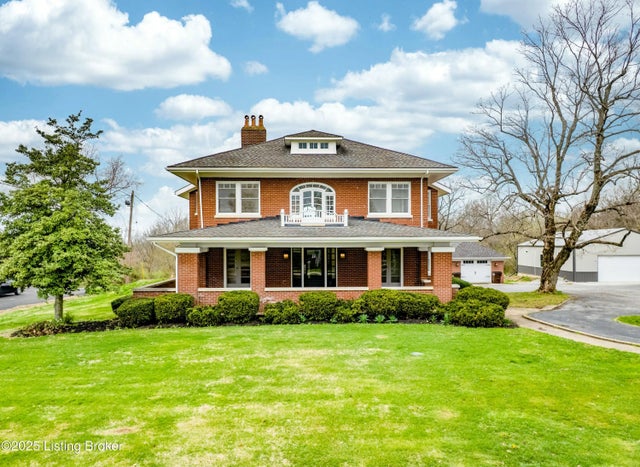 5865 Main St, Eminence