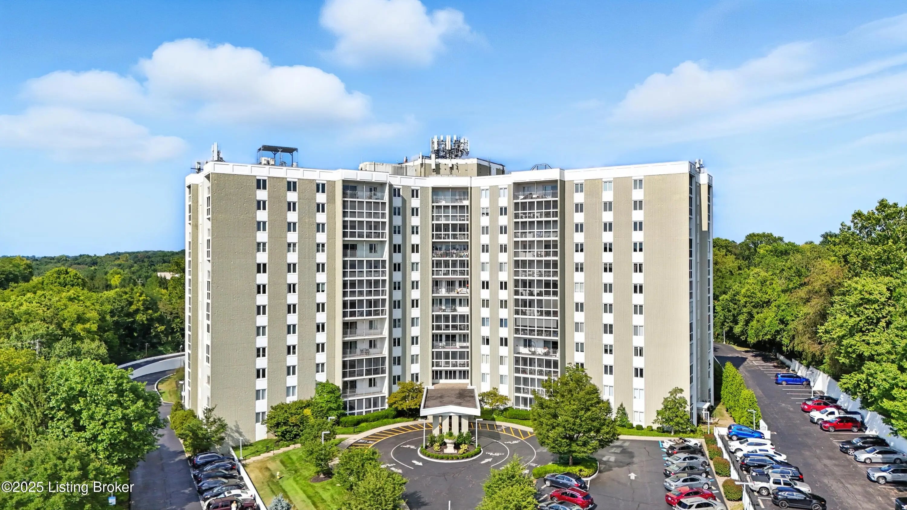 Photo of Listing #1702721