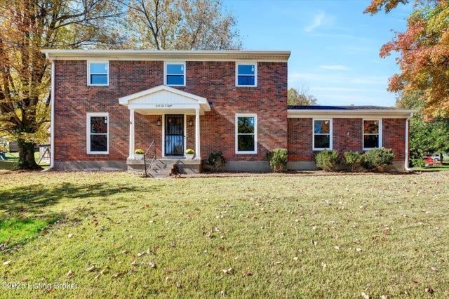 4608 Vinita Way, Louisville