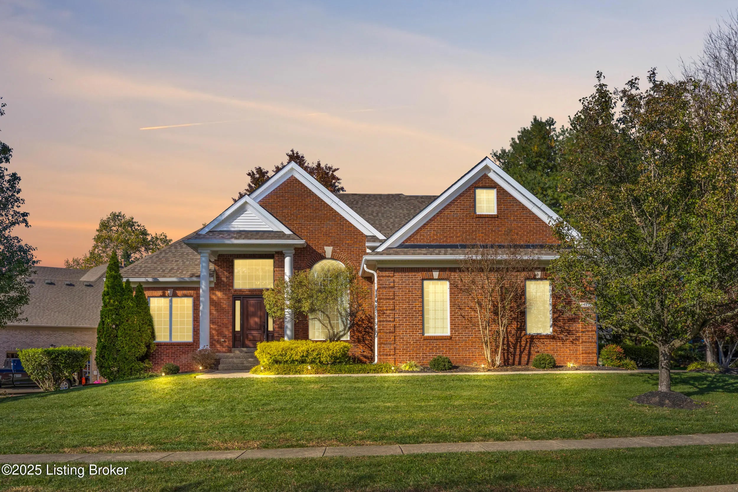 Photo of Listing #1702687