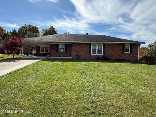 608 Cave Mill Rd, Leitchfield