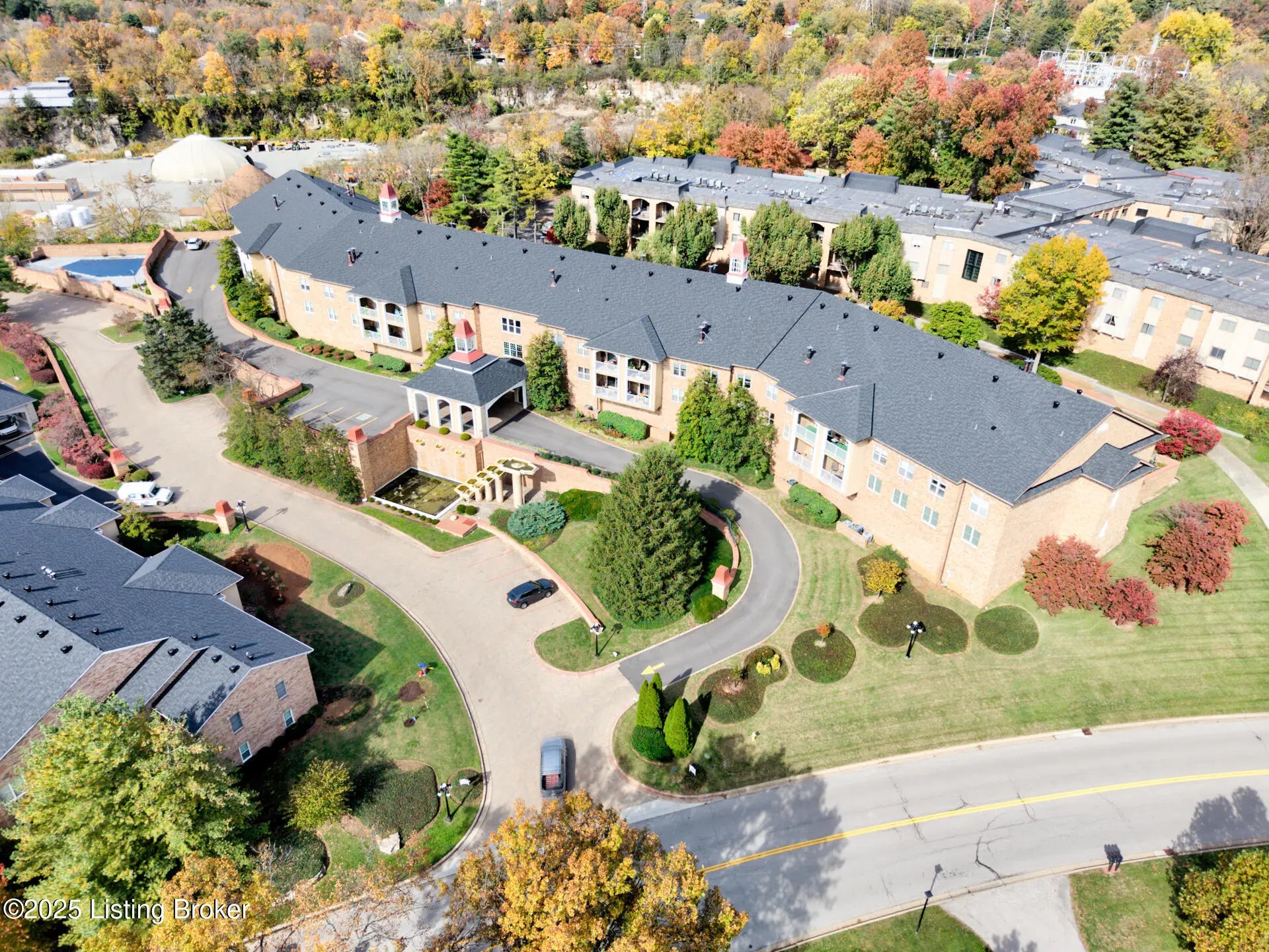 Photo of Listing #1702731