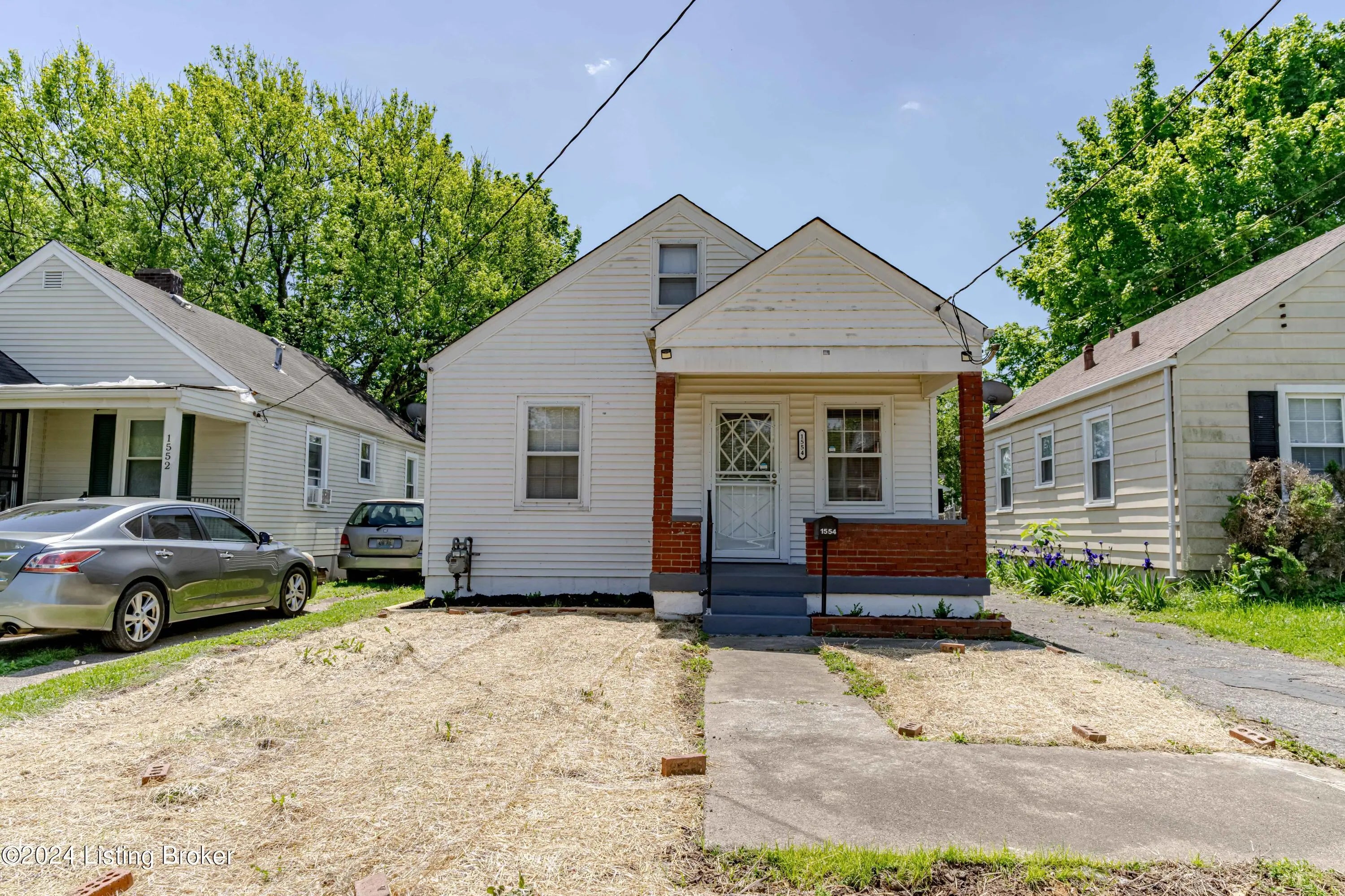 Photo of Listing #1703000