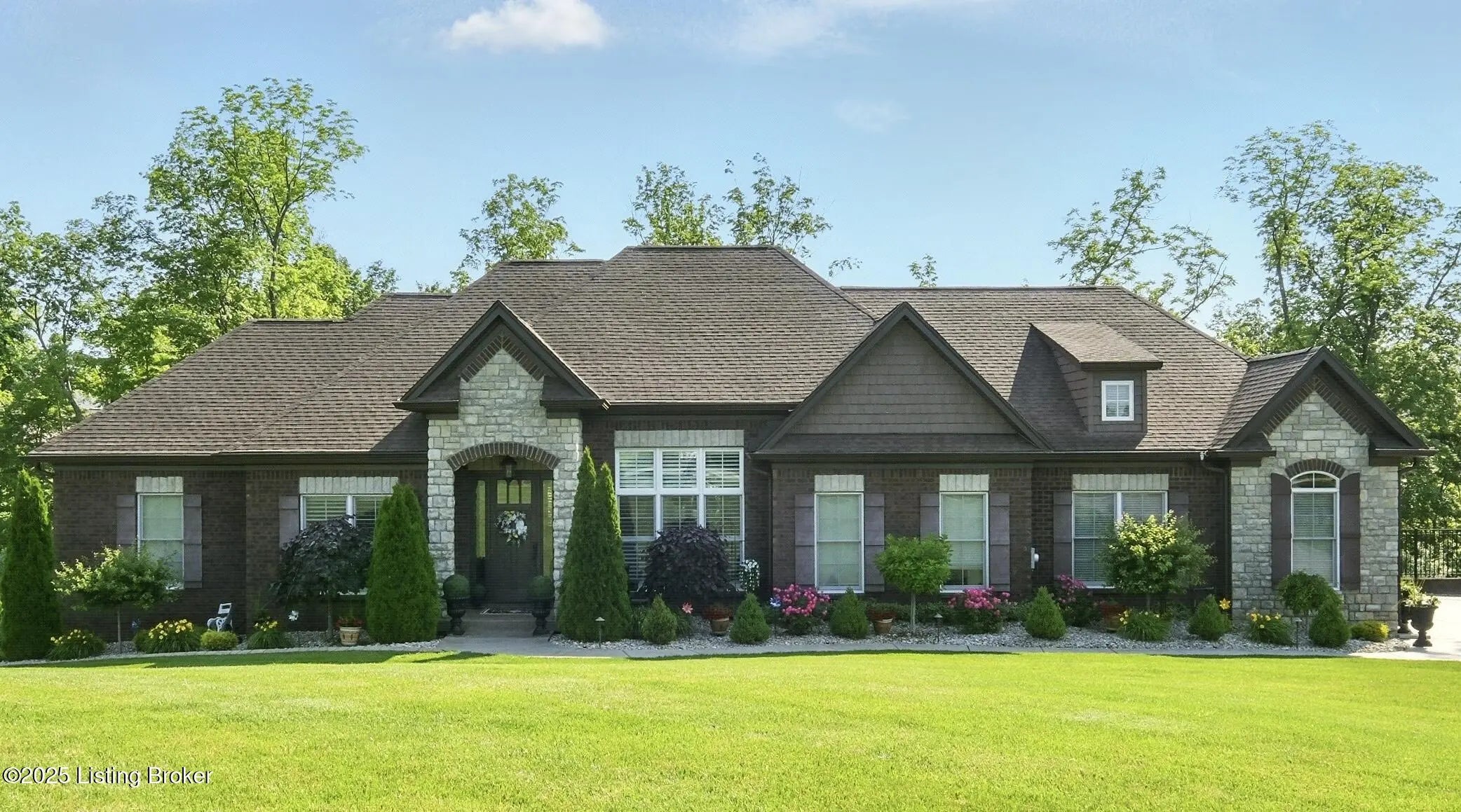 Photo of Listing #1702691