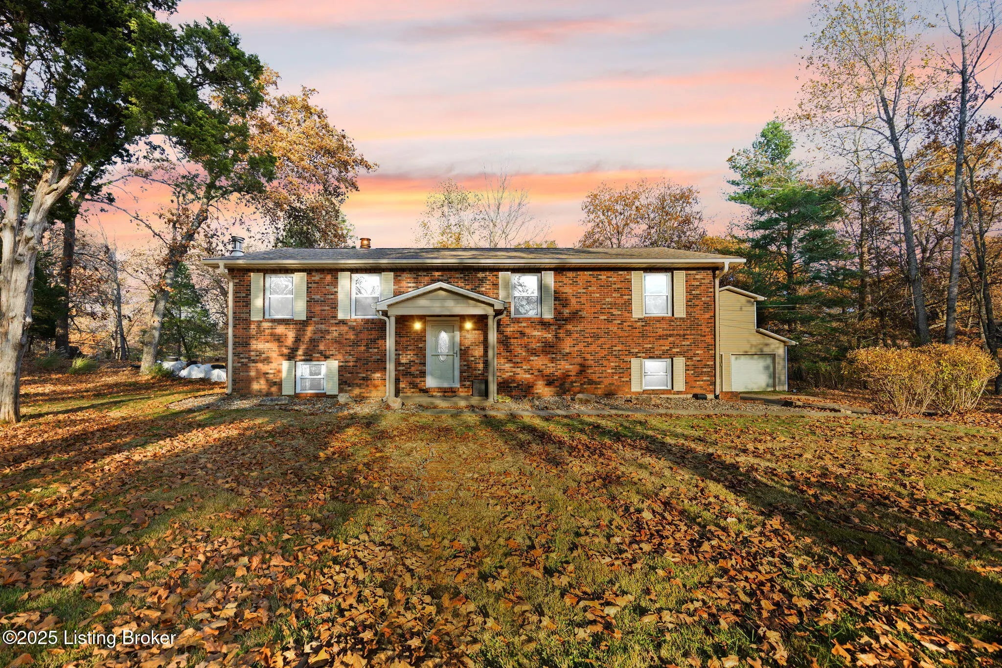 Photo of Listing #1702904