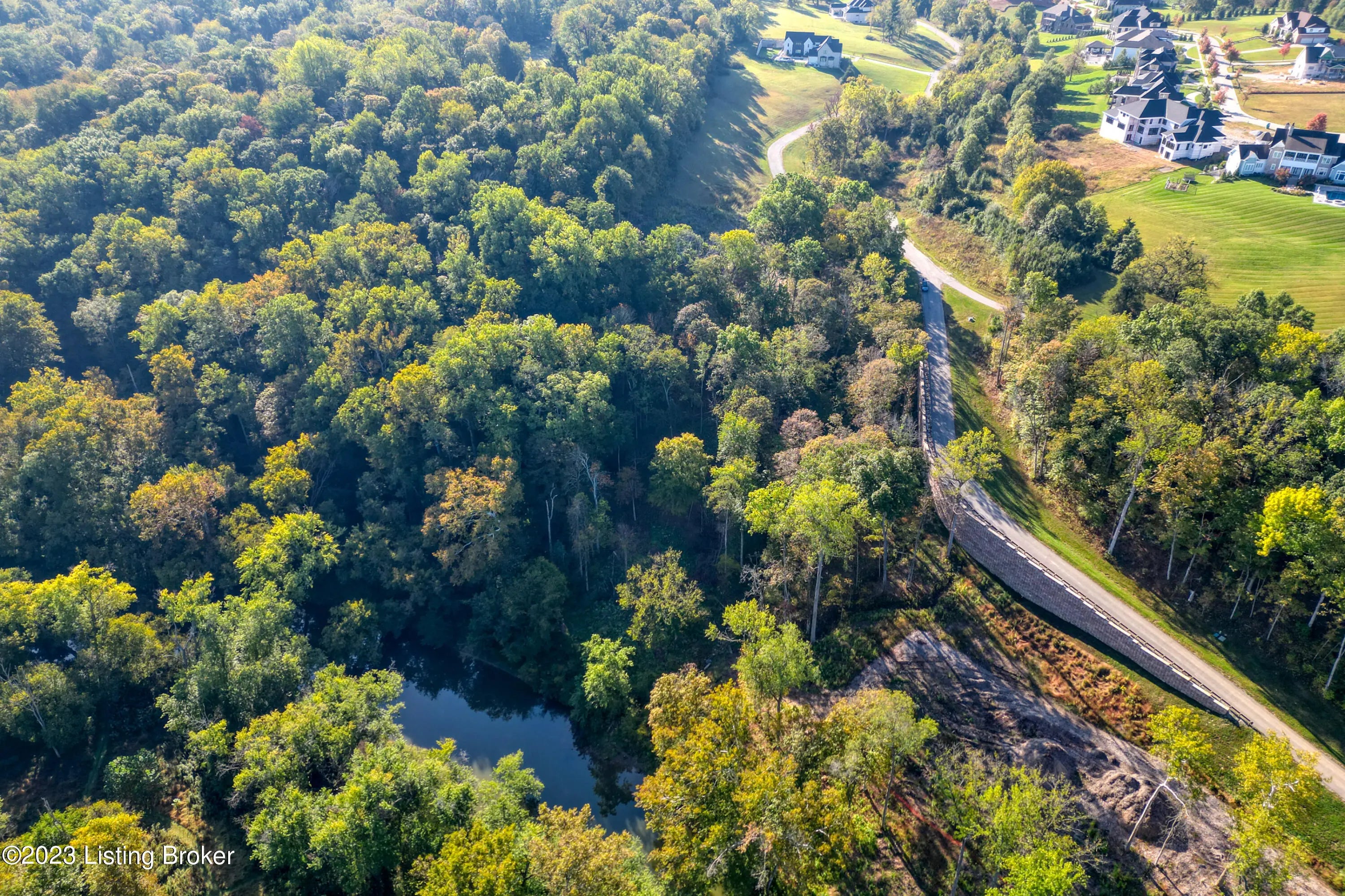 Photo of Listing #1704533