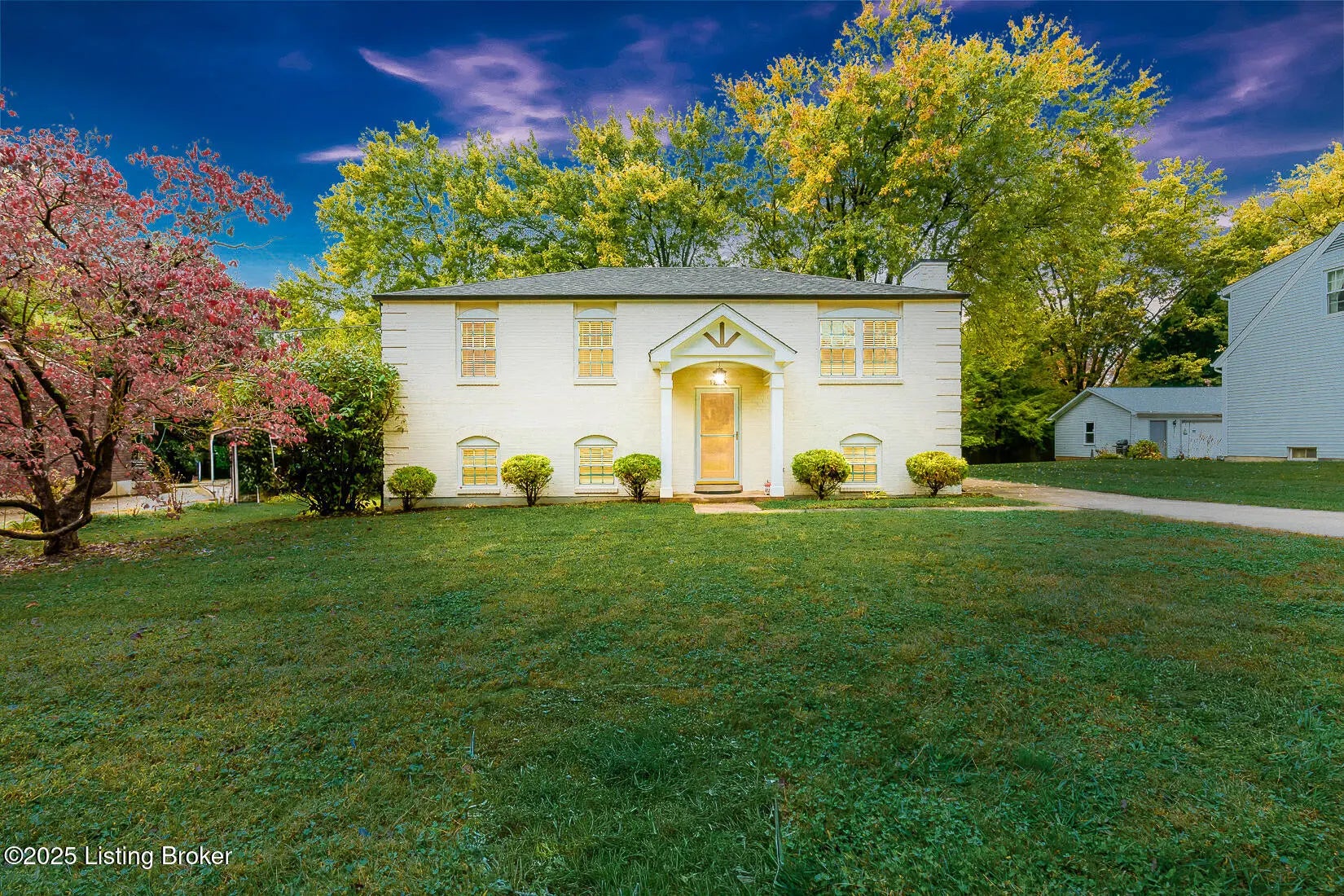 Photo of Listing #1702674