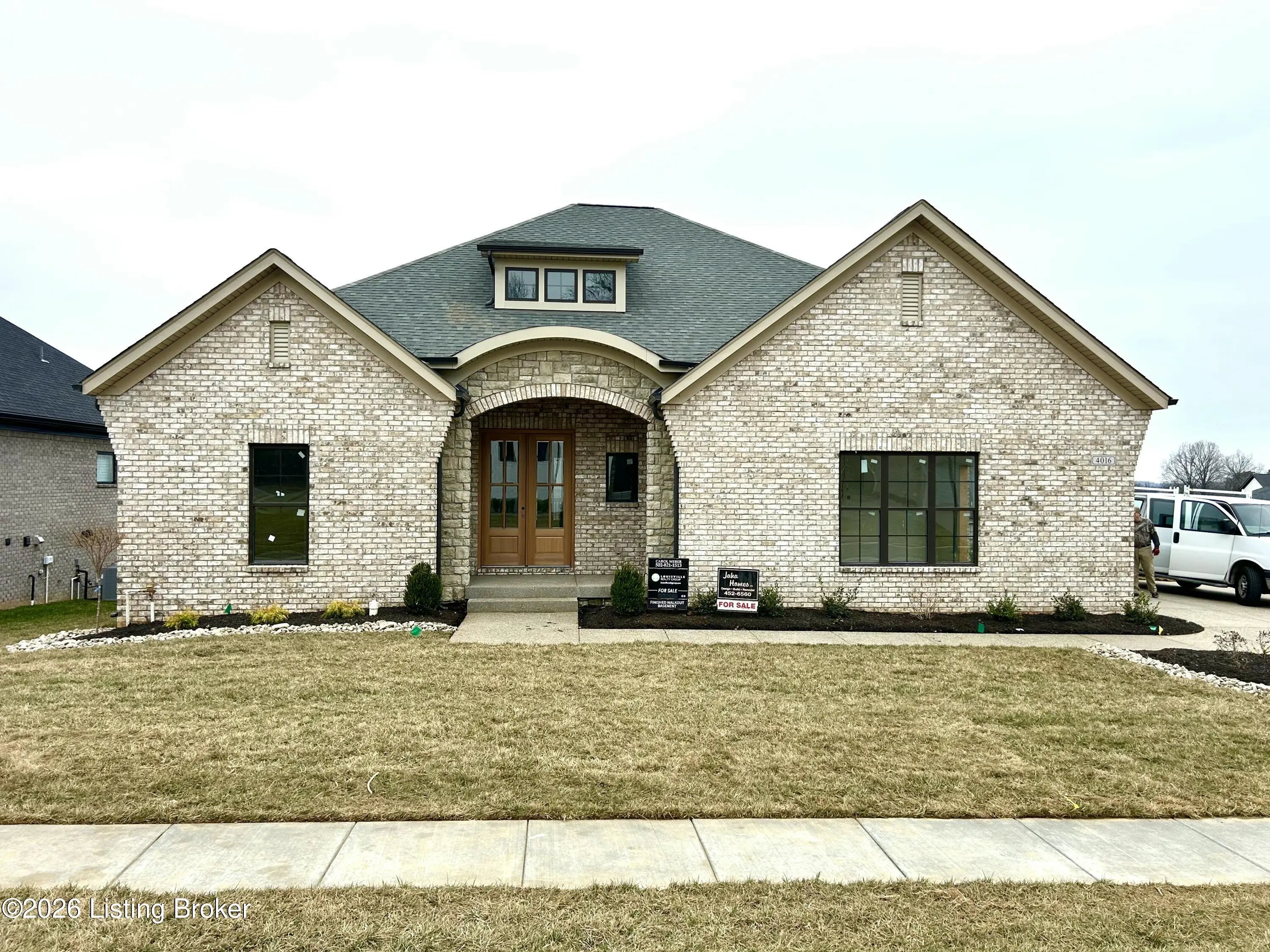 Photo of Listing #1702759