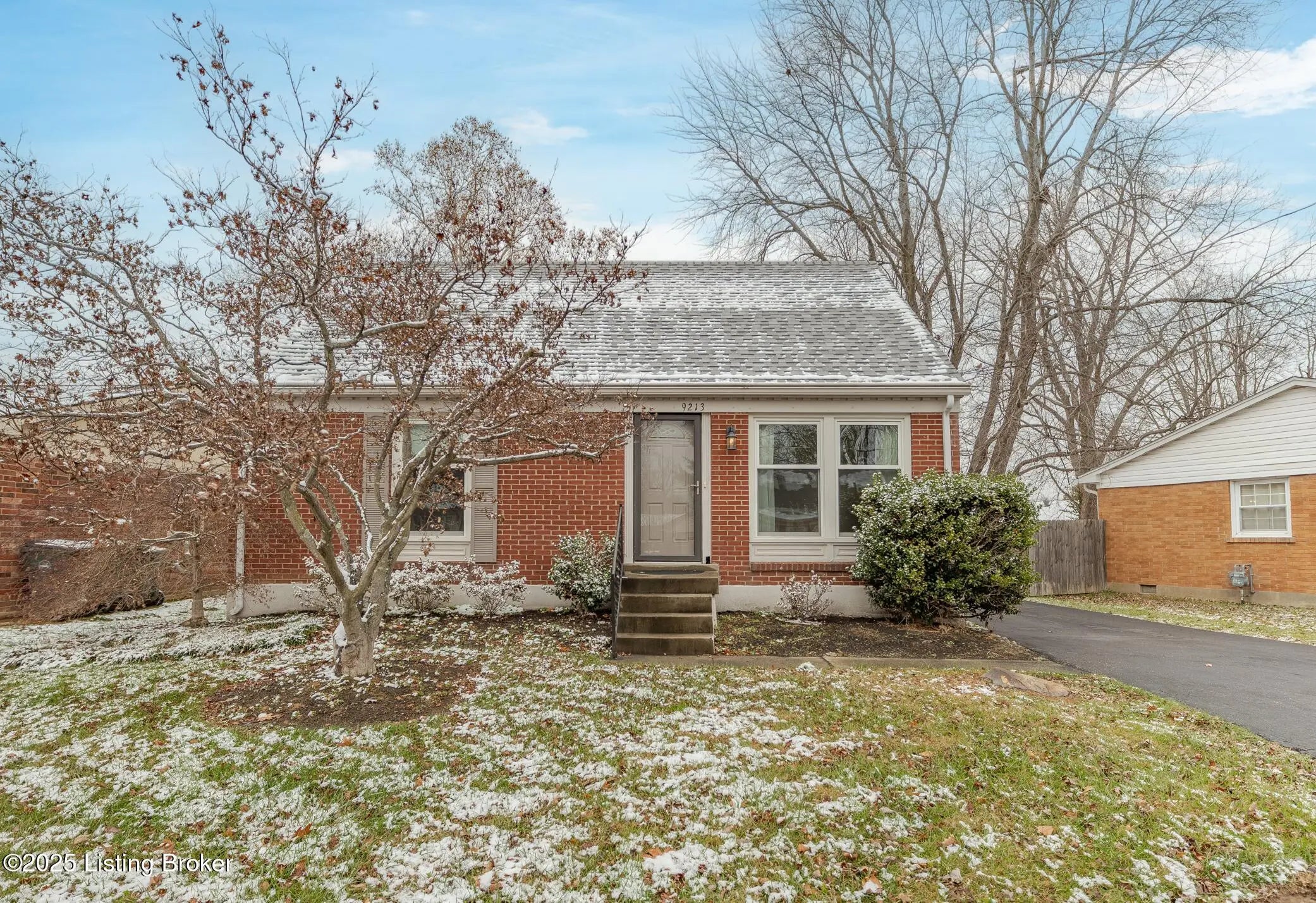 Photo of Listing #1702748