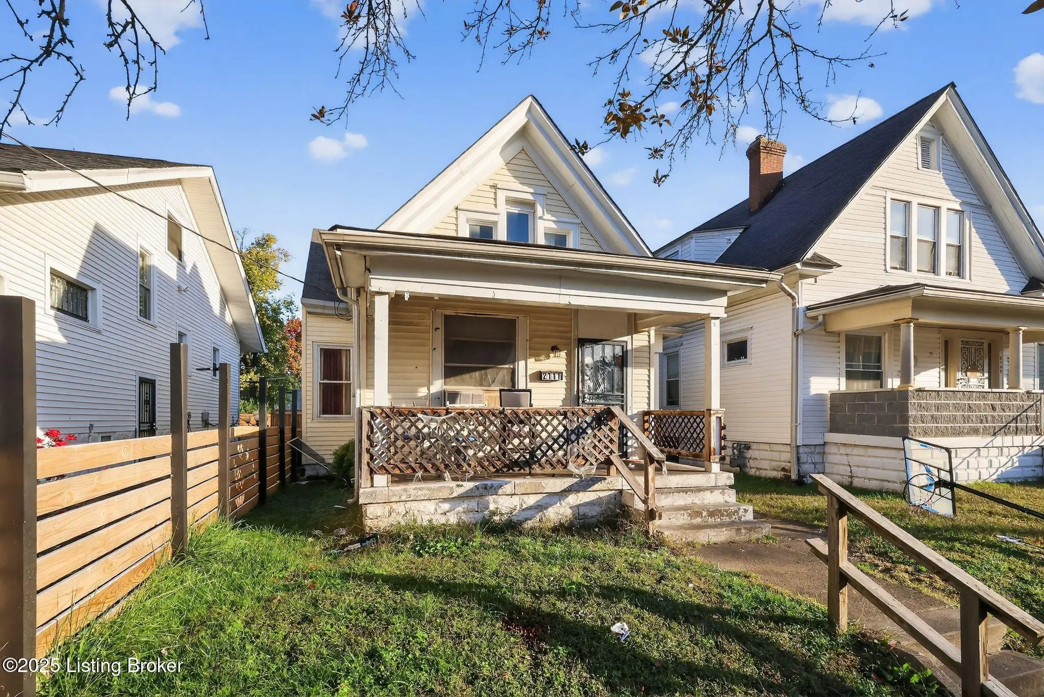 Photo of Listing #1702773