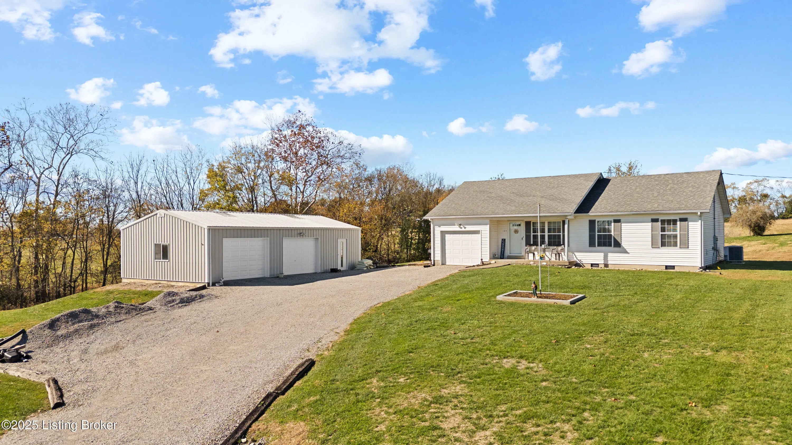 Photo of Listing #1702835