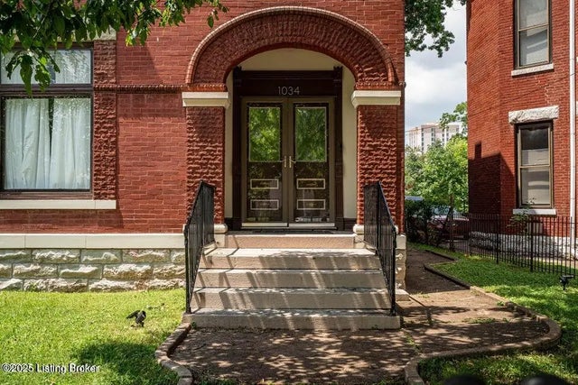 1034 S Brook St, Louisville
