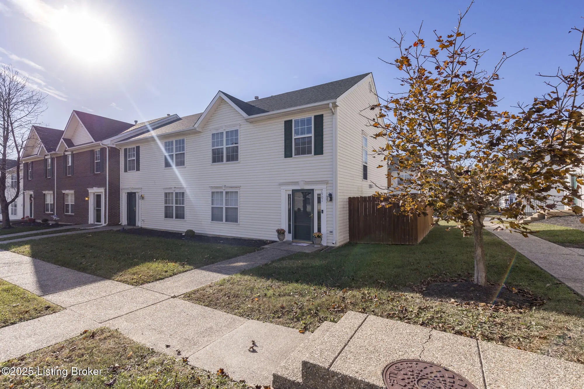 Photo of Listing #1702915