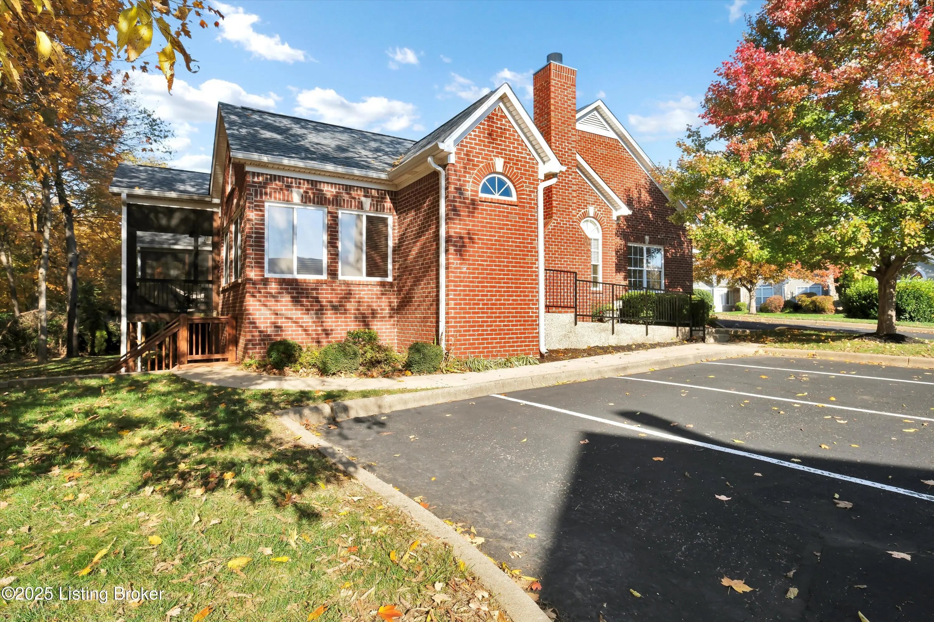 Photo of Listing #1703121